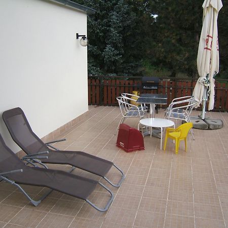 Penzion V Roklich & Apartmens V Roklich Říčany Eksteriør bilde